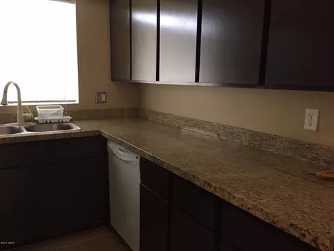 2612 E Oakleaf Dr, Tempe, AZ 85281 photo 8