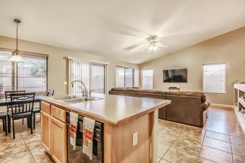 8621 E Olla Ave, Mesa, AZ 85212 photo 14
