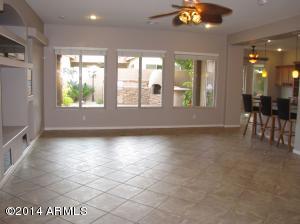 1831 E Desert Ln, Phoenix, AZ 85042 photo 8