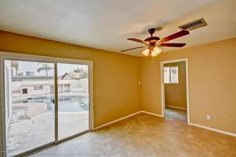 4254 E Apollo Rd, Phoenix, AZ 85042 photo 16