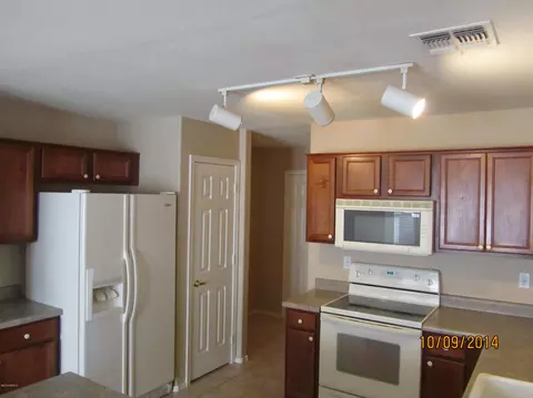 6647 E Rollins St, Mesa, AZ 85215 photo 8