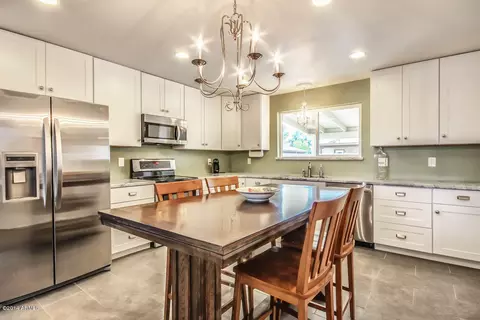 1063 W Hackamore St, Mesa, AZ 85201 photo 7