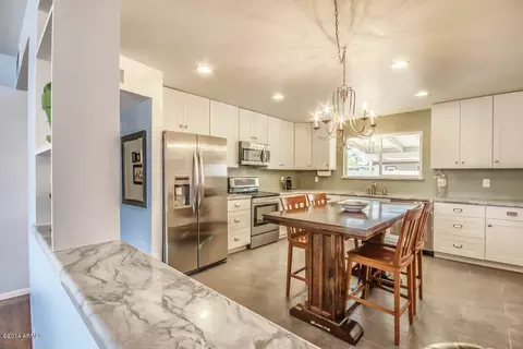 1063 W Hackamore St, Mesa, AZ 85201 photo 6