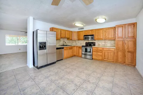 4322 E Tonto St, Phoenix, AZ 85044 photo 14