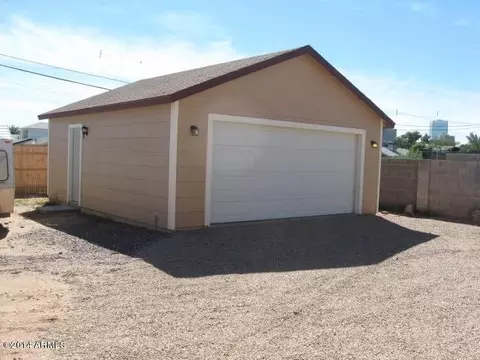 903 E Fairmount Ave, Phoenix, AZ 85014 photo 4