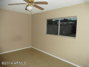 511 E Desert Dr, Phoenix, AZ 85042 photo 17