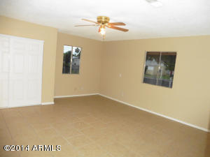 511 E Desert Dr, Phoenix, AZ 85042 photo 13
