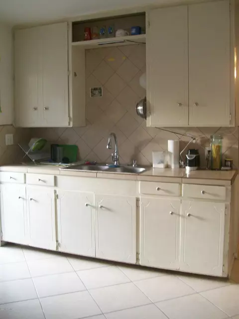 102 N Hunt Dr E, Mesa, AZ 85203 photo 2
