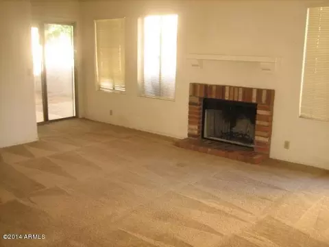 4302 E Rosemonte Dr, Phoenix, AZ 85050 photo 6
