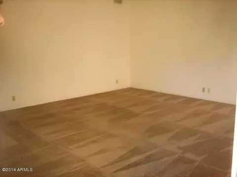 4302 E Rosemonte Dr, Phoenix, AZ 85050 photo 4