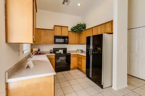 329 E Vogel Ave, Phoenix, AZ 85020 photo 8