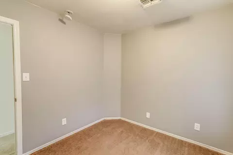 329 E Vogel Ave, Phoenix, AZ 85020 photo 18