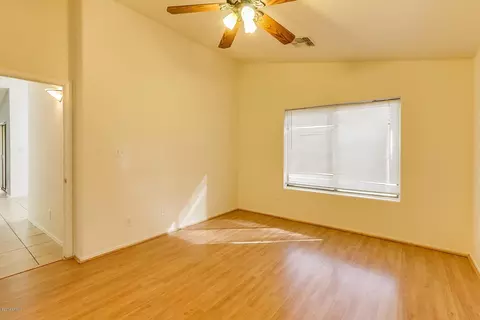 329 E Vogel Ave, Phoenix, AZ 85020 photo 14