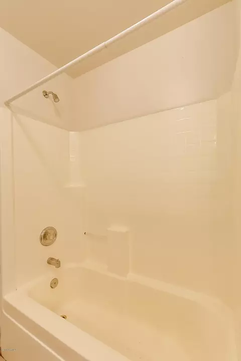 329 E Vogel Ave, Phoenix, AZ 85020 photo 27