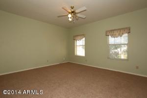 513 E Horseshoe Ave, Gilbert, AZ 85296 photo 16