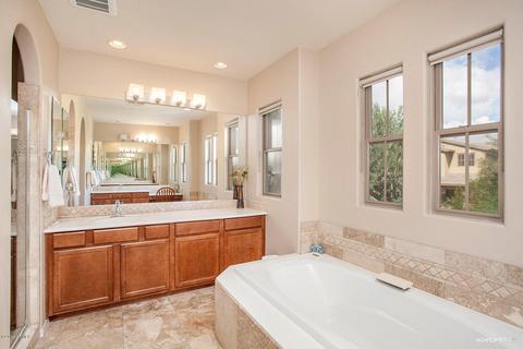3966 E Crest Ln, Phoenix, AZ 85050 photo 17