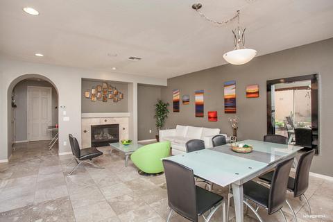 3966 E Crest Ln, Phoenix, AZ 85050 photo 7