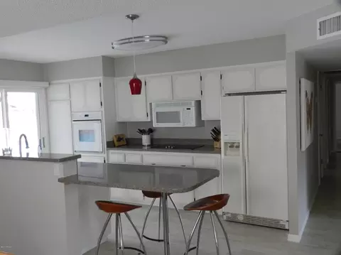 2105 E La Donna Dr, Tempe, AZ 85283 photo 8