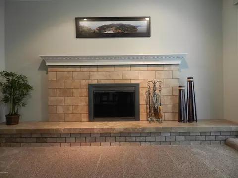 2105 E La Donna Dr, Tempe, AZ 85283 photo 6