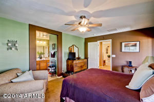 1689 Elgin St, Gilbert, AZ 85295 photo 24