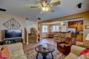 1689 Elgin St, Gilbert, AZ 85295 photo 4