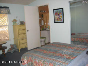 327 N Gold Dr, Apache Junction, AZ 85120 photo 11