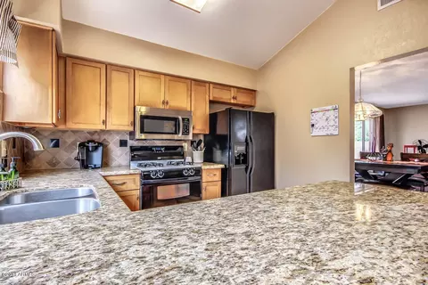 2833 El Moro Ave, Mesa, AZ 85204 photo 14