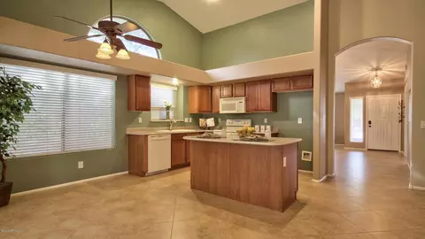 3905 E Baranca Rd, Gilbert, AZ 85297 photo 17