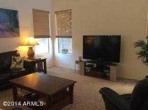 846 E Sherri Dr, Gilbert, AZ 85296 photo 2