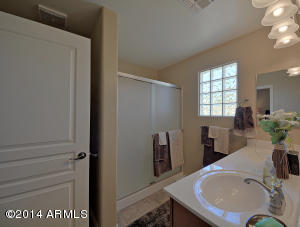 3424 E Crescent Way, Gilbert, AZ 85298 photo 15