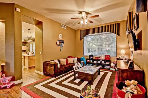 1496 E Pinto Ct, Gilbert, AZ 85296 photo 5
