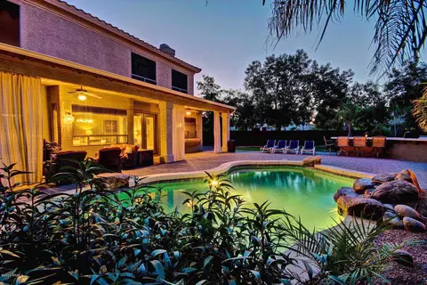 1496 E Pinto Ct, Gilbert, AZ 85296 photo 1