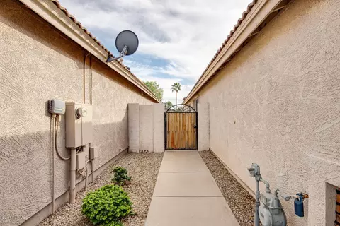 8627 E Nido Ave, Mesa, AZ 85209 photo 22