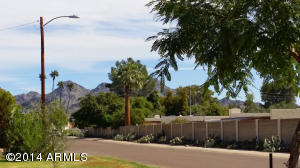 514 E Griswold Rd, Phoenix, AZ 85020 photo 2