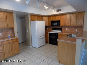 3920 E Kimberly Way, Phoenix, AZ 85050 photo 11