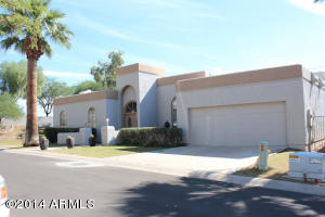 3197 E Stella Ln, Phoenix, AZ 85016 photo 1