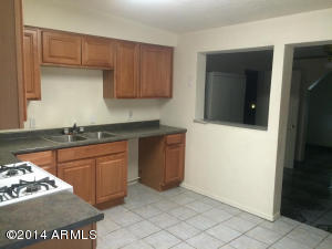 2653 E 1st Pl, Mesa, AZ 85213 photo 4