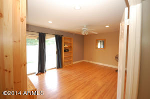3933 E Waltann Ln, Phoenix, AZ 85032 photo 10
