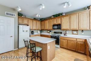 2891 Estrella Ct, Gilbert, AZ 85296 photo 9