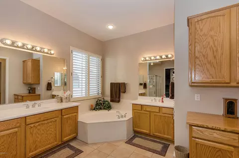 4743 E Carob Dr, Gilbert, AZ 85298 photo 17