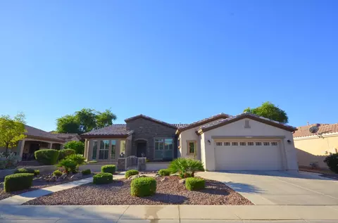 4743 E Carob Dr, Gilbert, AZ 85298 photo 1