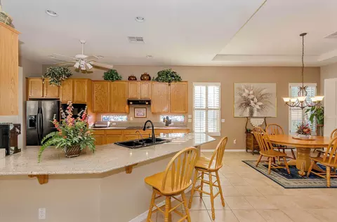 4743 E Carob Dr, Gilbert, AZ 85298 photo 9
