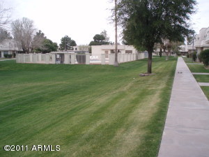 1027 E Lodge Dr, Tempe, AZ 85283 photo 10