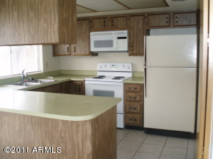 1027 E Lodge Dr, Tempe, AZ 85283 photo 8