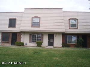 1027 E Lodge Dr, Tempe, AZ 85283 photo 1