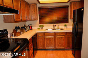 418 E Turquoise Ave, Phoenix, AZ 85020 photo 4