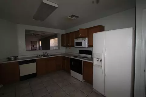 8440 E Natal Cir, Mesa, AZ 85209 photo 4