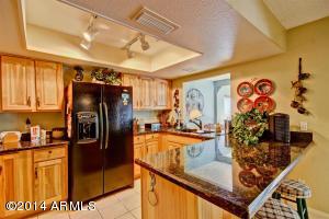 5017 E Summer Moon Ln, Phoenix, AZ 85044 photo 2