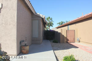 896 S Nielson St, Gilbert, AZ 85296 photo 2