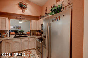 2232 E Aire Libre Ave, Phoenix, AZ 85022 photo 3